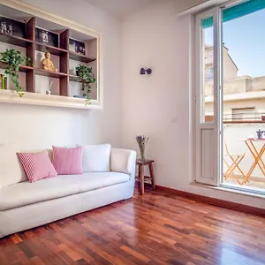  Appartamento Vicino Al Porto, Con Parcheggio Italia